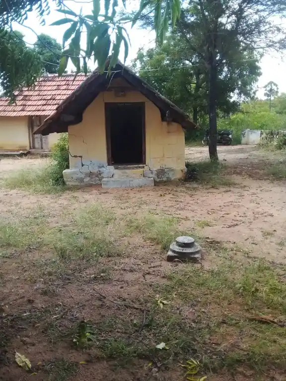 Arulmigu Vellaiyappa Swamigal Madam, Thirukkalampur - 622403 அருள்மிகு வெள்ளையப்பசுவாமி மடம், Thirukkalampur - 622403, Pudukkottai - Ancient Temple Architecture and History Image 2