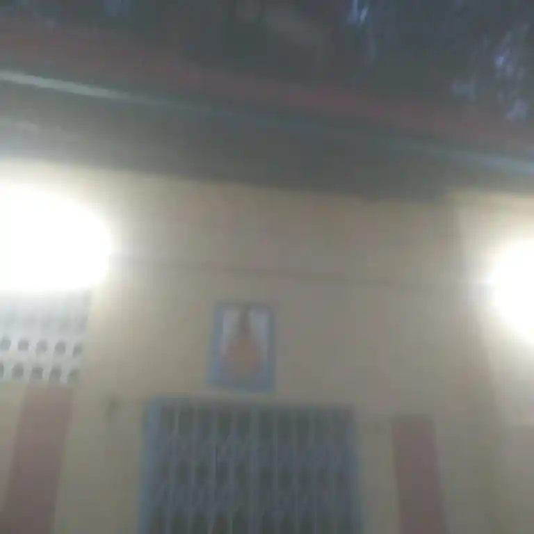 Arulmigu Vellanthangiyamman Temple, Thiruverumbur - 620015