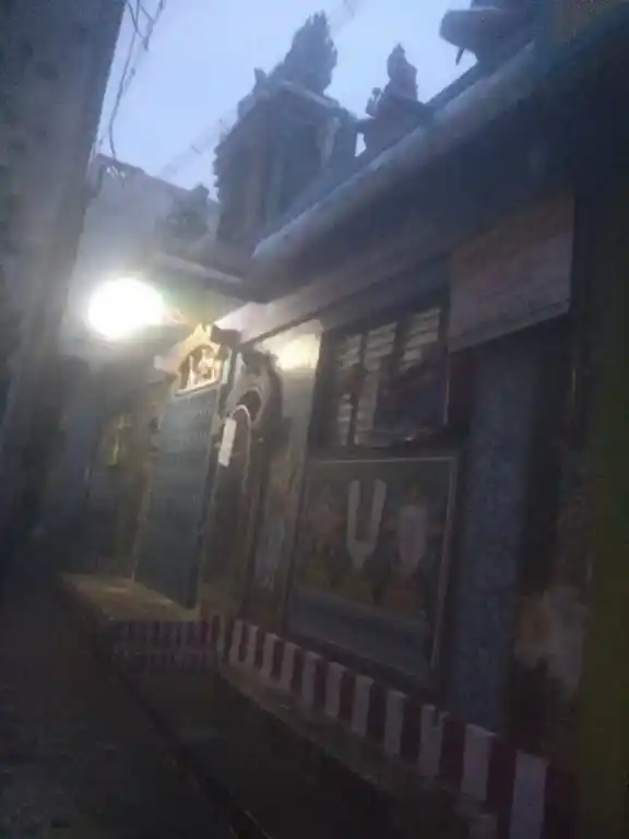 Arulmigu Vellanthangiyamman Temple, Thiruverumbur - 620015 அருள்மிகு வெள்ளந்தாங்கியம்மன் திருக்கோயில், திருவெறும்பூர்,, திருவெறும்பூர் - 620015, Thiruchirappalli - Ancient Temple Architecture and History Image 4