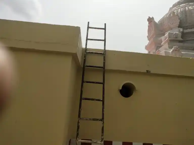 Arulmigu Vellanthiruvaravu Iyanar Temple, Thiruppatur - 630211 Arulmigu Vellanthiruvaravu Iyanar Temple, Thiruppatur - 630211, Sivagangai - Ancient Temple Architecture and History Image 3