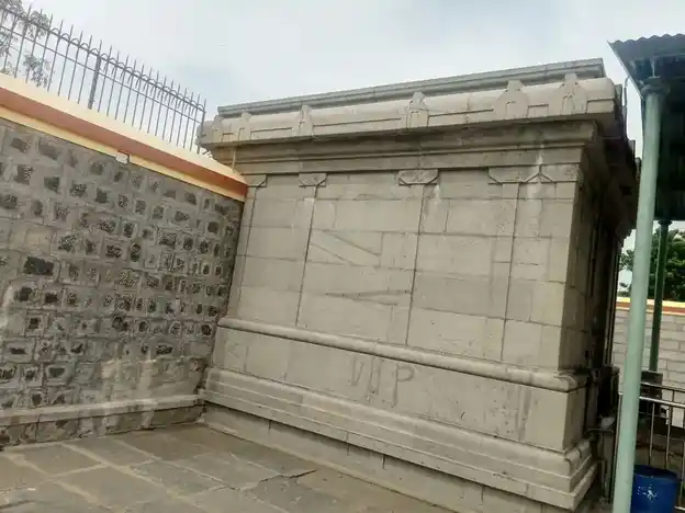 Arulmigu Vellathurai Karuppusamy Temple, Kannakudi - 621711 அருள்மிகு வெள்ளதுரை கருப்பசுவாமி திருக்கோயில், Kannakudi, கன்னாக்குடி - 621711, Thiruchirappalli - Ancient Temple Architecture and History Image 2