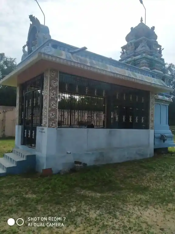 Arulmigu Velli Periya Ayyanar Temple, Nakamankalam - 630303 அருள்மிகு வெள்ளி பெரியஅய்யனார் திருக்கோயில், Nakamankalam - 630303, Sivagangai - Ancient Temple Architecture and History Image 2