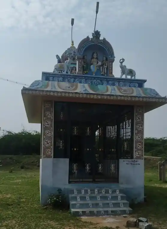 Arulmigu Velli Periya Ayyanar Temple, Nakamankalam - 630303 அருள்மிகு வெள்ளி பெரியஅய்யனார் திருக்கோயில், Nakamankalam - 630303, Sivagangai - Ancient Temple Architecture and History Image 3