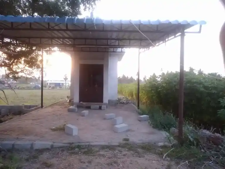 Arulmigu Velliappan Marisami Temple, Dinnahalli - 636804 Temple