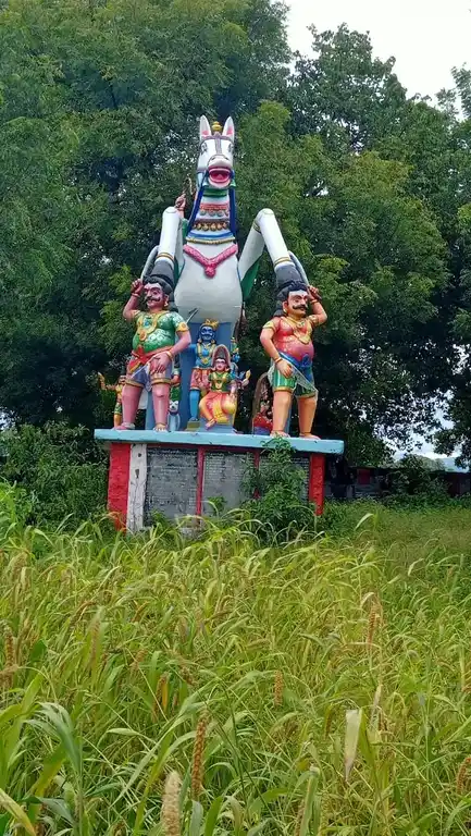 Arulmigu Vellimalai Temple, Alligundam - 625527 வெள்ளிமலைக் கோயில், Alligundam - 625527, Madurai - Ancient Temple Architecture and History Image 2