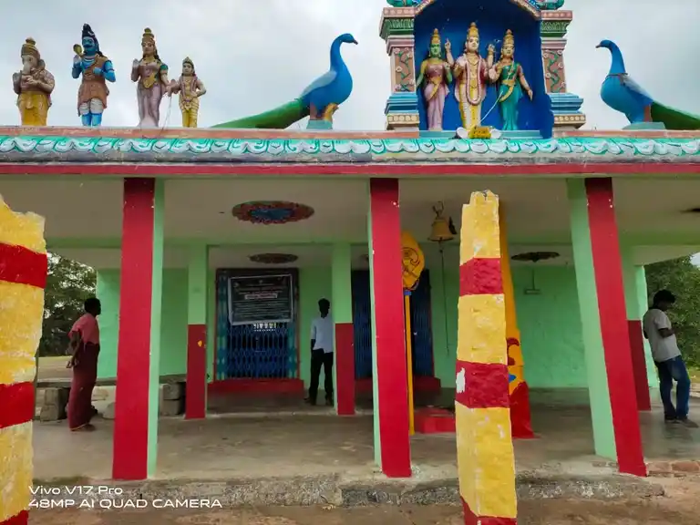 Arulmigu Velmalai Murugan Temple, Eattrapalli, Gangojikothur - 635121 அருள்மிகு வேல்மலை முருகன் திருக்கோயில், எட்டரைபல்லி, கங்கோஜிகோதூர் - 635121, Krishnagiri - Ancient Temple Architecture and History Image 2