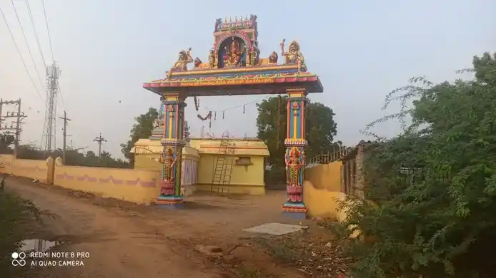 Arulmigu Velukanthamman Temple, Kongarayakurichi - 628601 அருள்மிகு வெயிலுகந்தம்மன் திருக்கோயில், Kongarayakurichi - 628601, Thoothukudi - Ancient Temple Architecture and History Image 5