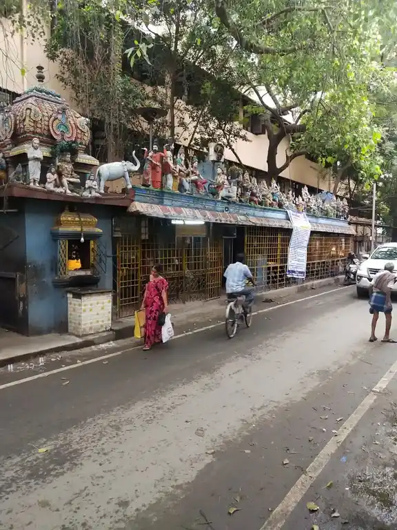 Arulmigu Vembu Vinayagar Temple, Choolaimedu, Chennai - 600094 அருள்மிகு வேம்பு விநாயகர் திருக்கோயில், பஜனைக்கோயில் தெரு, சென்னை - 600094, Chennai - Ancient Temple Architecture and History Image 2