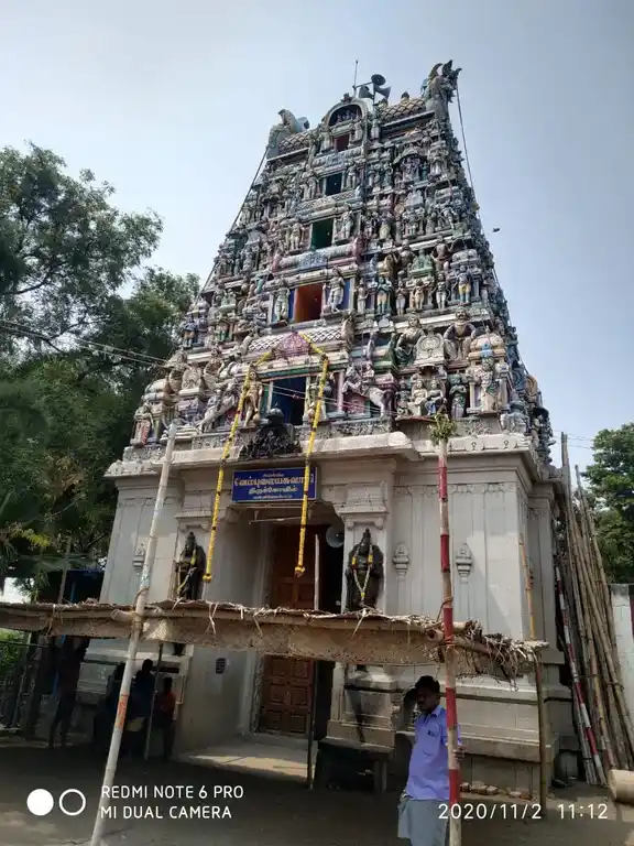 Arulmigu Vembuliyasamy Temple, Vannivelampatti - 625702 அருள்மிகு வேம்புலியசாமி திருக்கோயில், வன்னிவேலம்பட்டி - 625702, Madurai - Ancient Temple Architecture and History Image 2