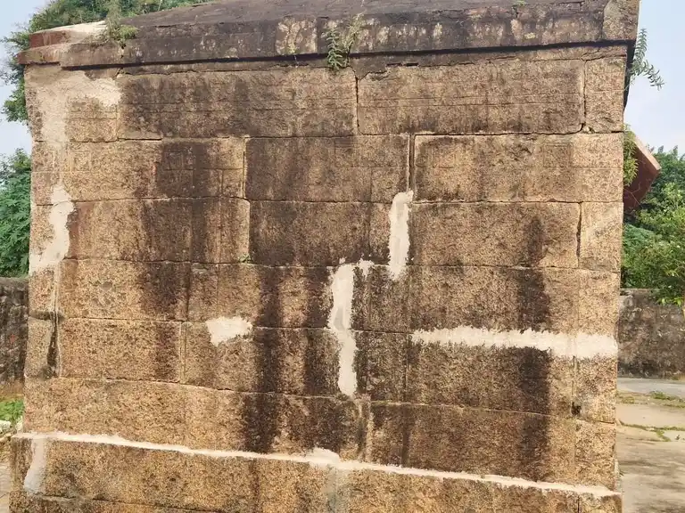 Arulmigu Vendavaraasi Amman And Dhrowbathiyamman Temple, Nellikuppam - 603108 அருள்மிகு வேண்டவராசியம்மமன் மற்றும் திரௌபதியம்மன் திருக்கோயில், Nellikuppam - 603108, Chengalpattu - Ancient Temple Architecture and History Image 3