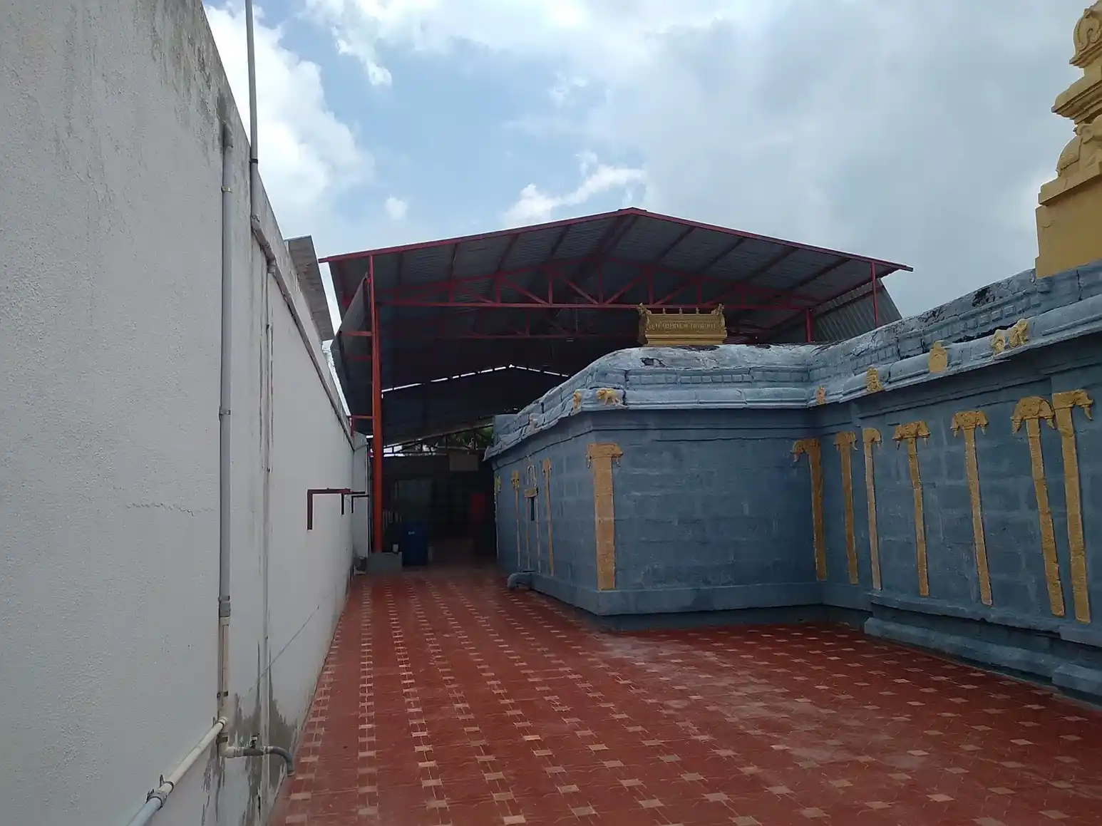 Arulmigu Venekopal Swamy Temple, Center Place In The Village, Ethirkottai. - 626131 அருள்மிகு வேணுகோபாலசுவாமி திருக்கோயில், கிராமத்தின் மையப்பகுதி, எதிர்கோட்டை கிராமம் - 626131, Virudhunagar - Ancient Temple Architecture and History Image 2