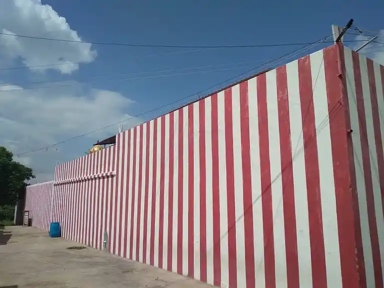 Arulmigu Venekopal Swamy Temple, Center Place In The Village, Ethirkottai. - 626131 அருள்மிகு வேணுகோபாலசுவாமி திருக்கோயில், கிராமத்தின் மையப்பகுதி, எதிர்கோட்டை கிராமம் - 626131, Virudhunagar - Ancient Temple Architecture and History Image 4