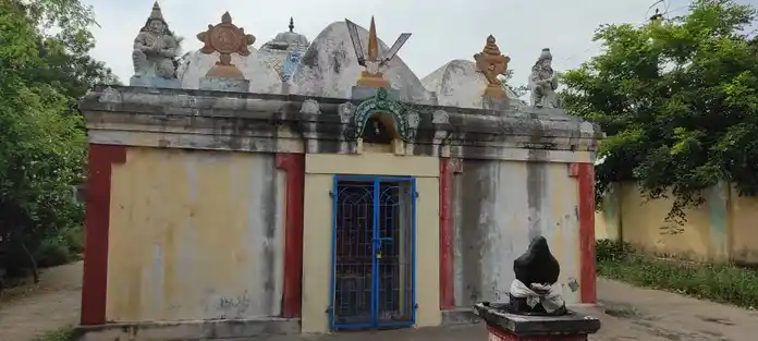Arulmigu Vengadachalapathi Temple, Poiyamani, Nagavaram - 639100 Arulmigu Vengadachalapathi Temple, பொய்யாமணி, நங்கவரம் - 639100, Karur - Ancient Temple Architecture and History Image 2