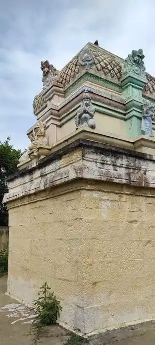 Arulmigu Vengadachalapathi Temple, Poiyamani, Nagavaram - 639100 Arulmigu Vengadachalapathi Temple, பொய்யாமணி, நங்கவரம் - 639100, Karur - Ancient Temple Architecture and History Image 5