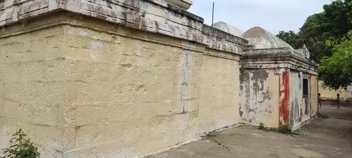 Arulmigu Vengadachalapathi Temple, Poiyamani, Nagavaram - 639100 Arulmigu Vengadachalapathi Temple, பொய்யாமணி, நங்கவரம் - 639100, Karur - Ancient Temple Architecture and History Image 6