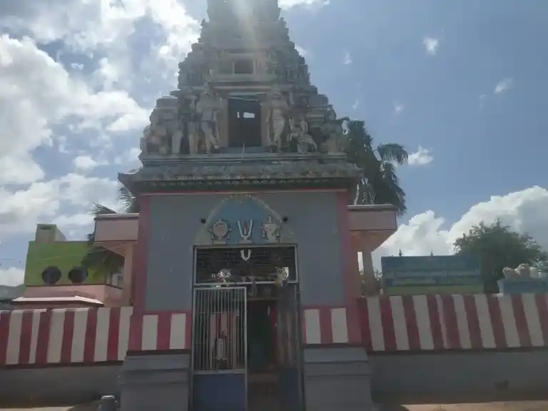 Arulmigu Vengadajalapathi Temple, Kuppalnattham - 625527 அருள்மிகு வெங்கடாஜலபதி திருக்கோயில், Kuppalnattham - 625527, Madurai - Ancient Temple Architecture and History Image 2