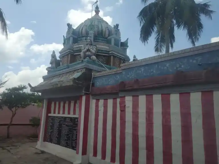 Arulmigu Vengadajalapathi Temple, Kuppalnattham - 625527 அருள்மிகு வெங்கடாஜலபதி திருக்கோயில், Kuppalnattham - 625527, Madurai - Ancient Temple Architecture and History Image 4