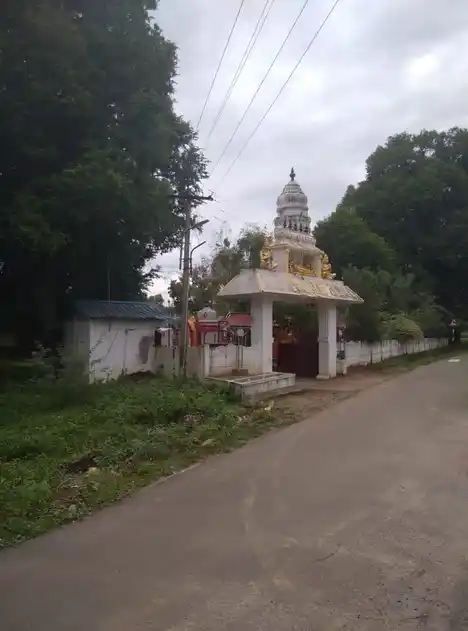 Arulmigu Vengadesa Perumal Temple, Anikurichan - 621803 அருள்மிகு வெங்கடேசபெருமாள் திருக்கோயில், Anikurichan - 621803, Ariyalur - Ancient Temple Architecture and History Image 3