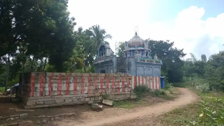 Arulmigu Vengadesaperumal Temple, Chozhanmaligai - 612703 அருள்மிகு வெங்கடேசபெருமாள் திருக்கோயில், Chozhanmaligai - 612703, Thanjavur - Ancient Temple Architecture and History Image 3