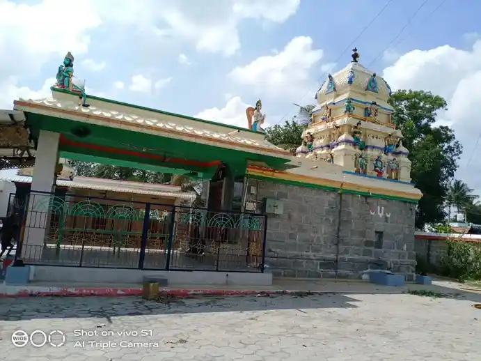 Arulmigu Vengadesaperumal Temple, Jangamanayakanpalayam - 641402 அருள்மிகு வெங்கடேசப்பெருமாள் திருக்கோயில், Jangamanayakanpalayam - 641402, Coimbatore - Ancient Temple Architecture and History Image 4