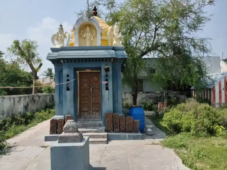 Arulmigu Vengadesaperumal Temple, Semmaar - 607203 அருள்மிகு வெங்கடேசப்பெருமாள் திருக்கோயில், Semmaar - 607203, Viluppuram - Ancient Temple Architecture and History Image 3