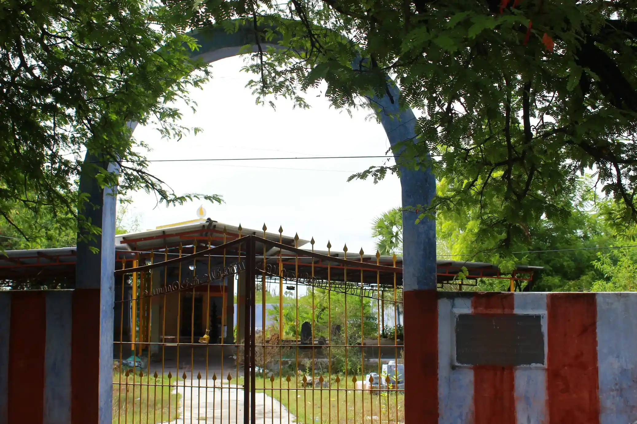 Arulmigu Vengalamudaiyar Sastha Temple, Street End, Karaieruppu - 627357