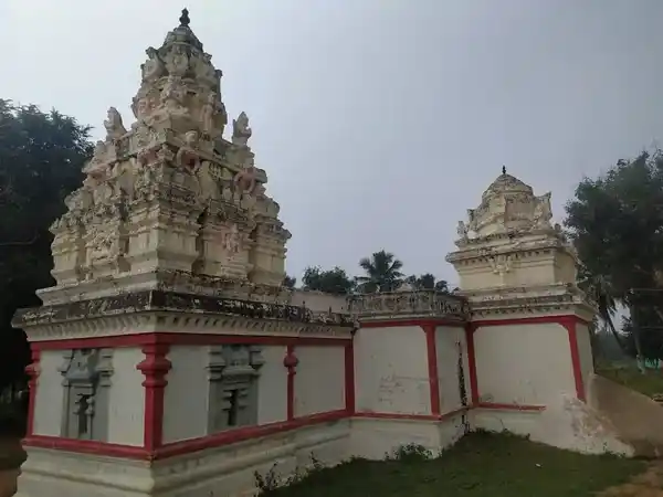 Arulmigu Vengatachalapathi Temple, Nimiyampattu - 635752 அருள்மிகு வெங்கட்டாஜலபதி திருக்கோயில், நிம்மியம்பட்டு - 635752, Thirupathur - Ancient Temple Architecture and History Image 3