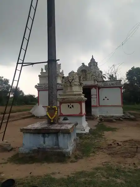Arulmigu Vengatachalapathi Temple, Nimiyampattu - 635752 அருள்மிகு வெங்கட்டாஜலபதி திருக்கோயில், நிம்மியம்பட்டு - 635752, Thirupathur - Ancient Temple Architecture and History Image 6