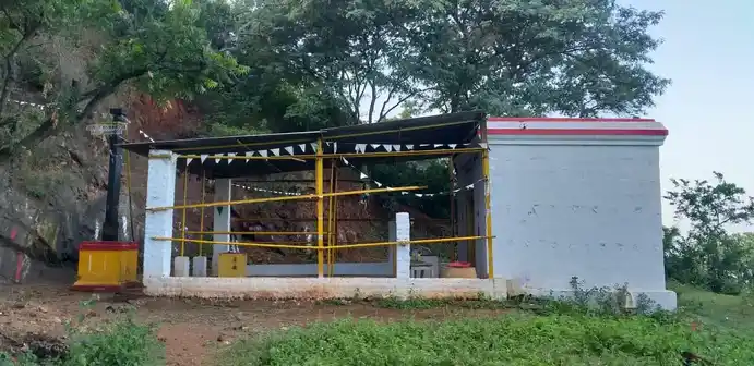 Arulmigu Vengatachalapathi Temple, Puthupunkulam - 635652 அருள்மிகு வெங்கடாஜலபதி திருக்கோயில், புதுப்பூங்குளம் - 635652, Thirupathur - Ancient Temple Architecture and History Image 3