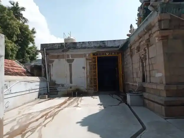 Arulmigu Vengatajalapathi Temple, Srirangam, Allur - 620101