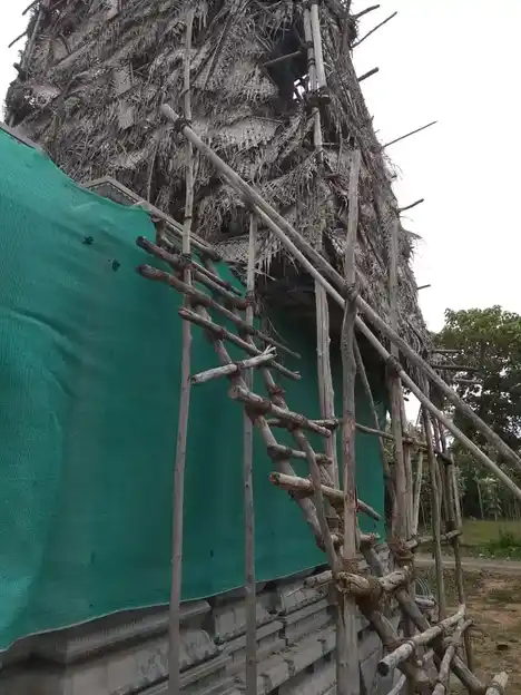 Arulmigu Vengatathaiyyanar Temple, Vengatakulam, Alangudi Taluk - 622303 அருள்மிகு வேங்கடத்தய்யனார் திருக்கோயில், வேங்கிடகுளம், ஆலங்குடி வட்டம் - 622303, Pudukkottai - Ancient Temple Architecture and History Image 2