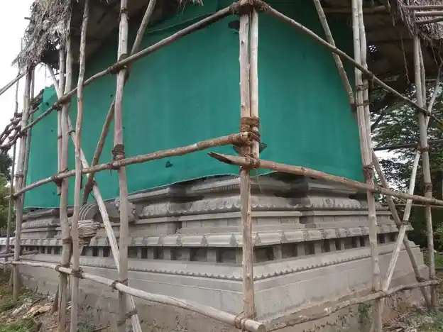 Arulmigu Vengatathaiyyanar Temple, Vengatakulam, Alangudi Taluk - 622303 அருள்மிகு வேங்கடத்தய்யனார் திருக்கோயில், வேங்கிடகுளம், ஆலங்குடி வட்டம் - 622303, Pudukkottai - Ancient Temple Architecture and History Image 4