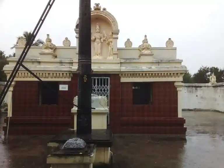 Arulmigu Vengatesa Perumal Temple, Kollakuppam - 635754 அருள்மிகு வெங்கடேசப் பெருமாள் திருக்கோயில், கொல்லகுப்பம் - 635754, Thirupathur - Ancient Temple Architecture and History Image 2