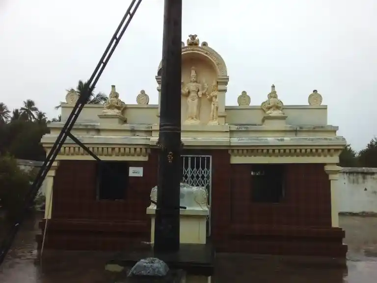Arulmigu Vengatesa Perumal Temple, Kollakuppam - 635754 அருள்மிகு வெங்கடேசப் பெருமாள் திருக்கோயில், கொல்லகுப்பம் - 635754, Thirupathur - Ancient Temple Architecture and History Image 4
