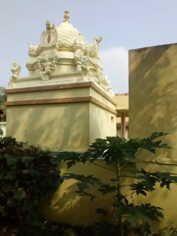 Arulmigu Vengatesa Perumal Temple, Koodapattu - 635653 அருள்மிகு வெங்கடேசப்பெருமாள் திருக்கோயில், கூடப்பட்டு - 635653, Thirupathur - Ancient Temple Architecture and History Image 4