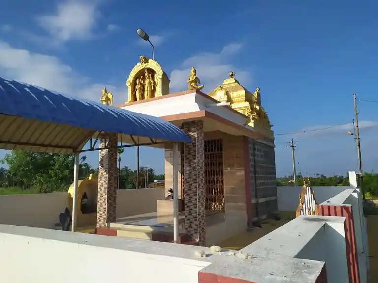 Arulmigu Vengatesa Perumal Temple, Sirumolasi - 637209 அருள்மிகு வெங்கடேச பெருமாள் திருக்கோயில், Sirumolasi - 637209, Namakkal - Ancient Temple Architecture and History Image 3