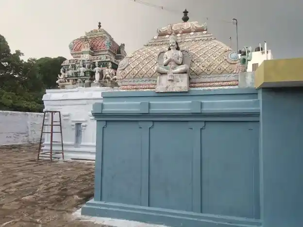 Arulmigu Vengatesaperumal Temple, Uthukkuli - 638751 Arulmigu Vengatesaperumal Temple, Uthukkuli - 638751, Tiruppur - Ancient Temple Architecture and History Image 4