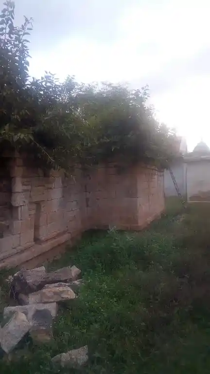 Arulmigu Vengatesaperumaltemple, Kadaugur - 621705 Arulmigu VengatesaperumalTemple,  - 621705, Ariyalur - Ancient Temple Architecture and History Image 3