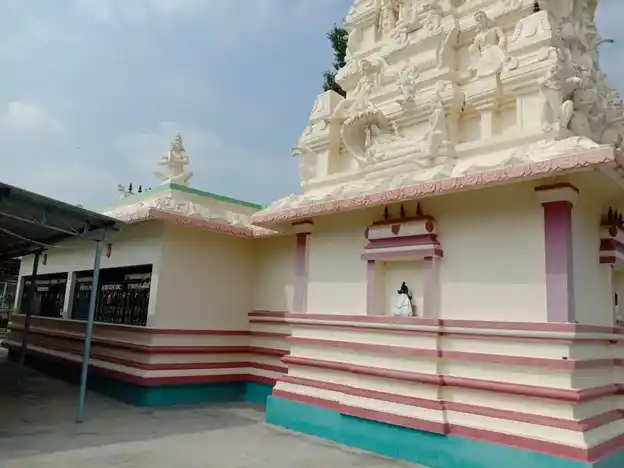 Arulmigu Vengatramanaswamy Temple, Kumbarahalli - 635111 அருள்மிகு வெங்கட்ரமணசாமி திருக்கோயில், கொட்டுமாரனஅள்ளி - 635111, Dharmapuri - Ancient Temple Architecture and History Image 2