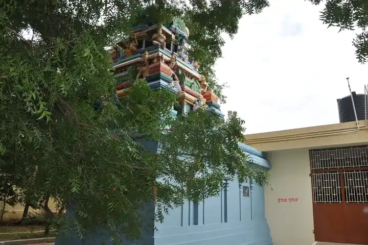 Arulmigu Vengatramanaswmy Temple, Thirumaniliyur - 639003 அருள்மிகு வெங்கட்ரமண சுவாமி திருக்கோயில், Thirumaniliyur - 639003, Karur - Ancient Temple Architecture and History Image 4