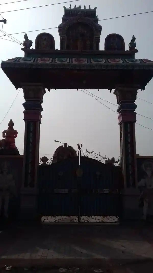 Arulmigu Venkadachalapathi Temple, Sennalkudi - 626113 அருள்மிகு வெங்கடாசலபதி திருக்கோயில், Sennalkudi, Sennalkudi - 626113, Virudhunagar - Ancient Temple Architecture and History Image 3