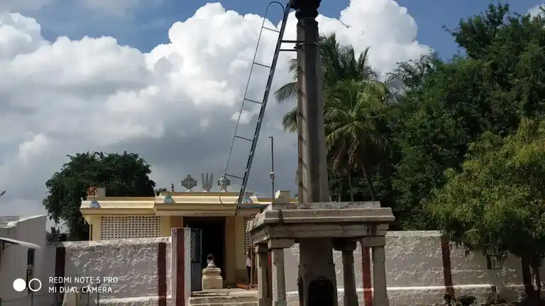 Arulmigu Venkadasaperumal Temple, Kalapatti, Vilankurichy - 641035 அருள்மிகு ஸ்ரீ வெங்கடேசப்பெருமாள் திருக்கோயில், Kalapatti, Vilankurichy - 641035, Coimbatore - Ancient Temple Architecture and History Image 3