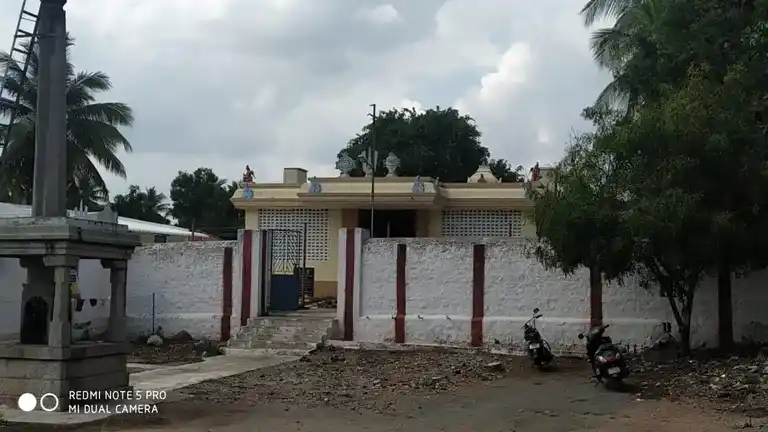 Arulmigu Venkadasaperumal Temple, Kalapatti, Vilankurichy - 641035 அருள்மிகு ஸ்ரீ வெங்கடேசப்பெருமாள் திருக்கோயில், Kalapatti, Vilankurichy - 641035, Coimbatore - Ancient Temple Architecture and History Image 4