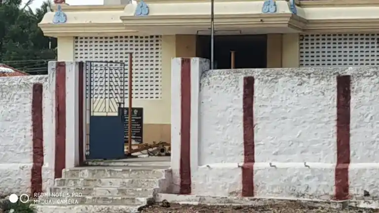 Arulmigu Venkadasaperumal Temple, Kalapatti, Vilankurichy - 641035 அருள்மிகு ஸ்ரீ வெங்கடேசப்பெருமாள் திருக்கோயில், Kalapatti, Vilankurichy - 641035, Coimbatore - Ancient Temple Architecture and History Image 5