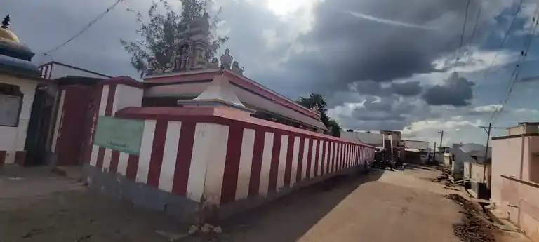 Arulmigu Venkatachalapathy Temple, Iluppaiyurani - 628503 அருள்மிகு வெங்கடாசலபதி திருக்கோயில், Iluppaiyurani - 628503, Thoothukudi - Ancient Temple Architecture and History Image 8