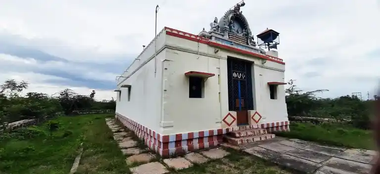 Arulmigu Venkatachalapathy Temple, Natchiarpuram - 628503 அருள்மிகு வெங்கடாசலபதி திருக்கோயில், Natchiarpuram - 628503, Thoothukudi - Ancient Temple Architecture and History Image 2