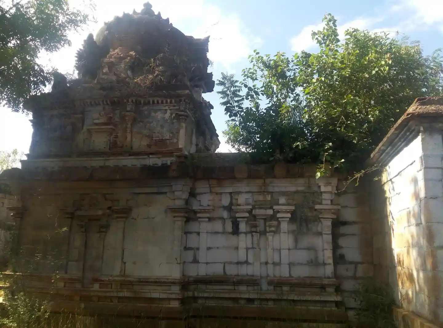 Arulmigu Venkatachalapathy Temple, Pallakkal - 627413 Arulmigu Venkatachalapathy Temple, Pallakkal - 627413, Tirunelveli - Ancient Temple Architecture and History Image 3
