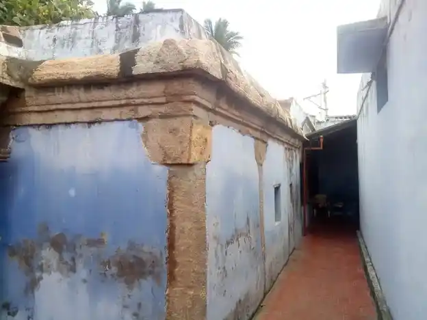 Arulmigu Venkatachalapathy Temple, Udayaneri - 627359 அருள்மிகு வெங்கடாசலபதி திருக்கோயில், உதயநேரி - 627359, Tirunelveli - Ancient Temple Architecture and History Image 2