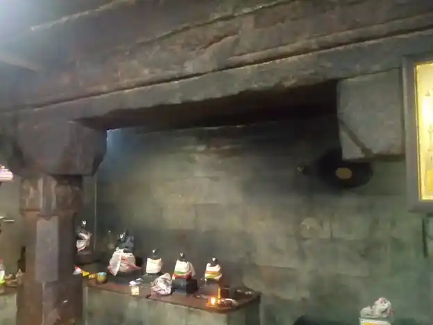 Arulmigu Venkatachalapathy Temple, Udayaneri - 627359 அருள்மிகு வெங்கடாசலபதி திருக்கோயில், உதயநேரி - 627359, Tirunelveli - Ancient Temple Architecture and History Image 4