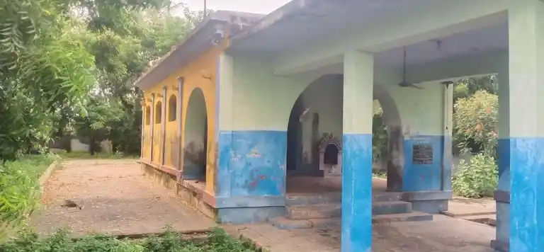 Arulmigu Venkataramana Perumal Temple, Sriramasamuthiram - 621207 Arulmigu Venkataramana Perumal Temple, Sriramasamuthiram - 621207, Thiruchirappalli - Ancient Temple Architecture and History Image 6